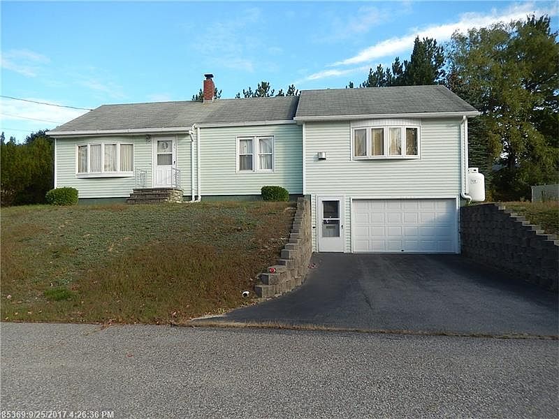 2nd image of 35 Prospect Ave