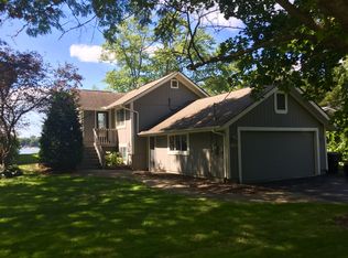 7583 Locklin, West Bloomfield, MI 48324