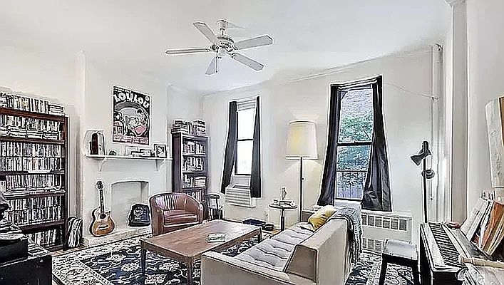 1st image of 60 Greenwich Ave #4A