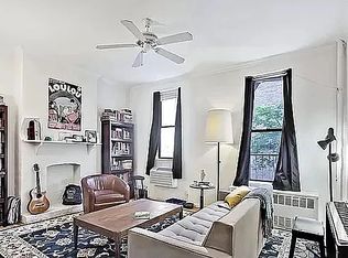 60 Greenwich Ave #4A, New York, NY 10011