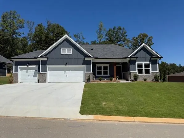 11843 Herons Haven Dr #103, Soddy Daisy, TN 37379