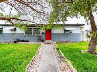 10530 SW 204th Ter, Cutler Bay, FL 33189