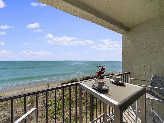 4th image of 199 Highway A1a APT A207