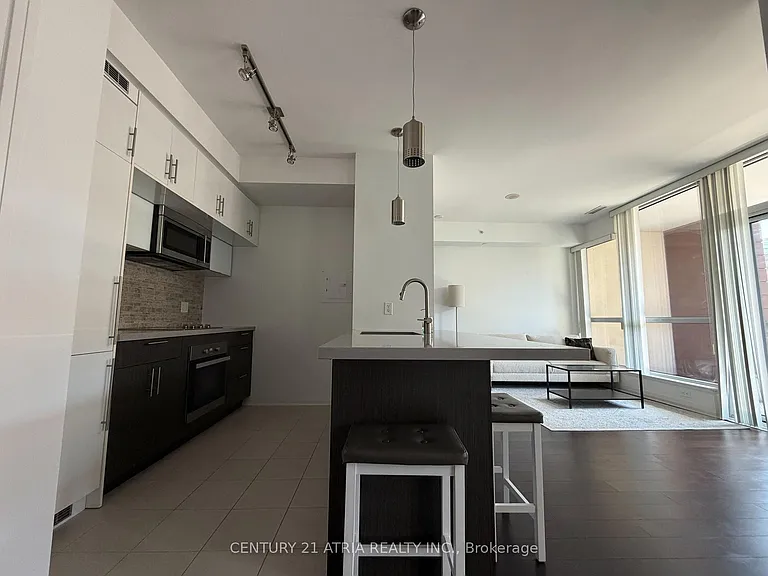 8 Mercer St #1906 — Photo 8