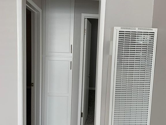 5th image of 442 Hollowell Ave