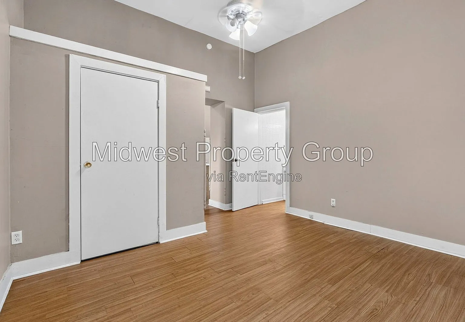 1 bed, 1.0 bath, $850 — Photo 2