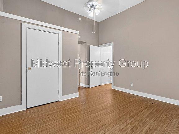 2nd image of 3241 S Jefferson Ave #3243