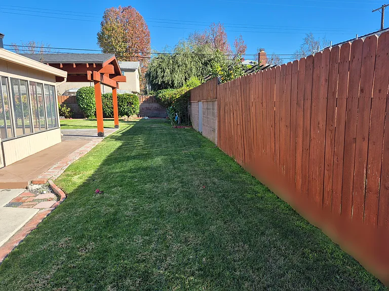 Pearce Ave — Photo 24