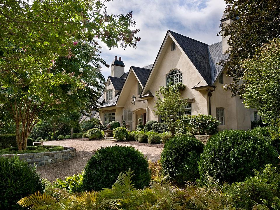 1st image of 1138 Langley Ln