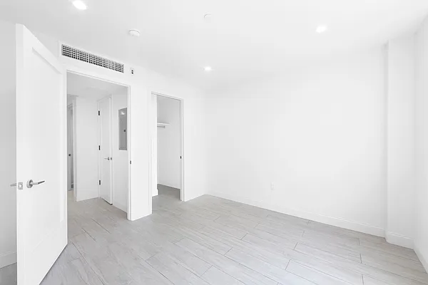 Rented by Nolita Group | media 22