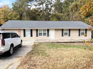 845 White Oak Ct, Lawrenceville, GA 30046