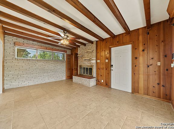 4th image of 902 Brookview Dr
