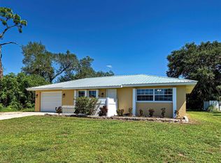 526 Azalea Ave NW, Pt Charlotte, FL 33952