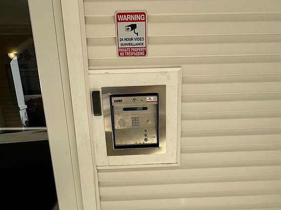 5th image of 23520 F D R Blvd Unit 306