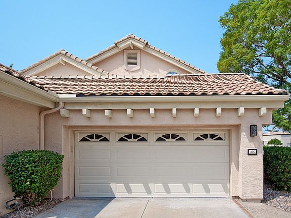 2nd image of 10390 E Lakeview Dr Unit 105