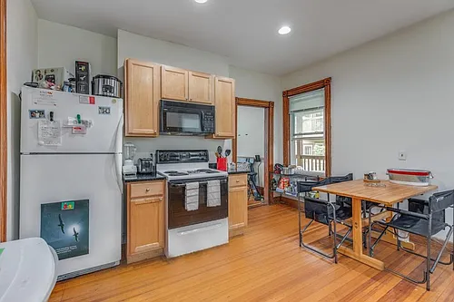 121 Calumet St #3 Photo 1