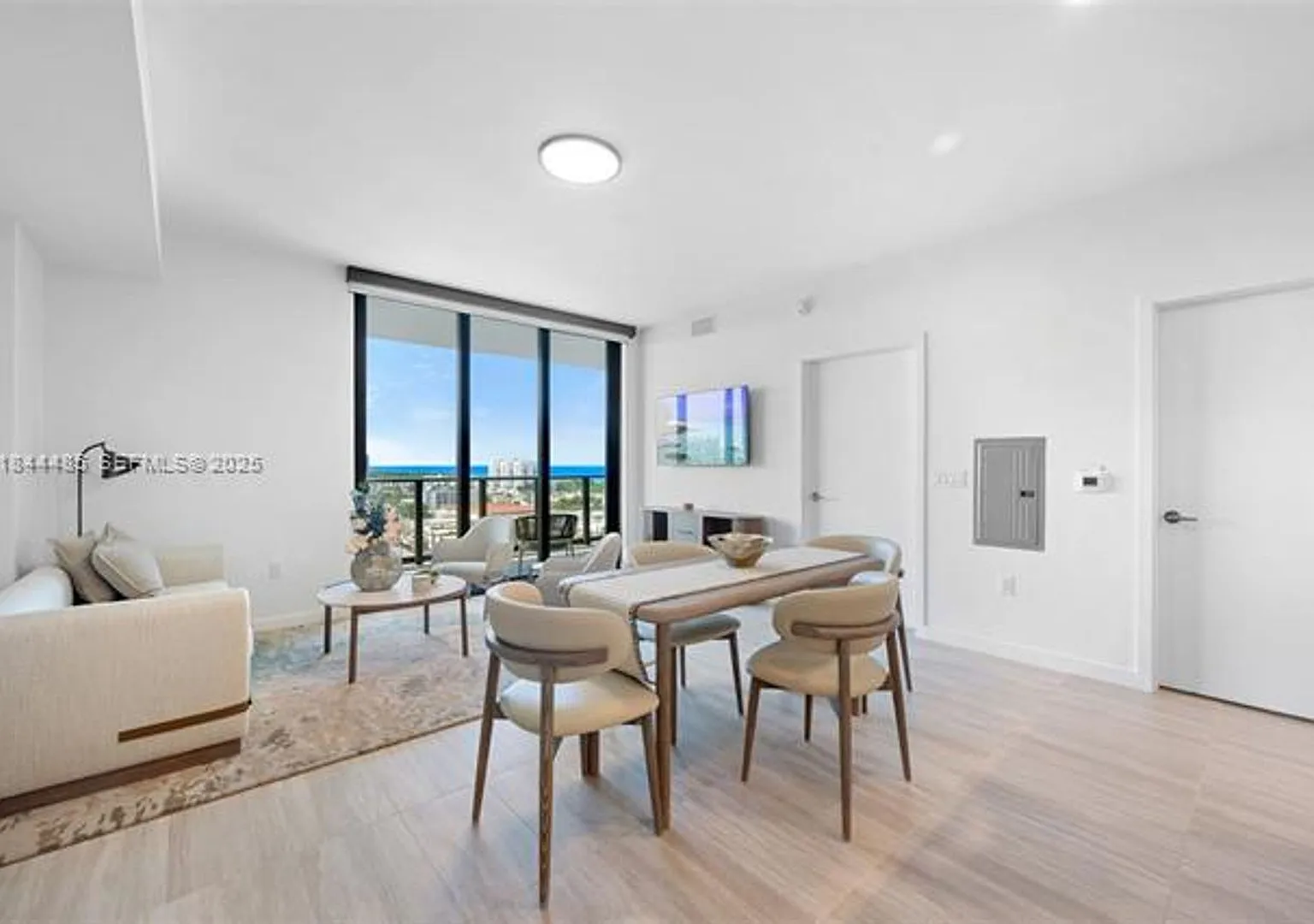 580 72nd St cu-1009, Miami Beach, FL 33141 — Photo 3