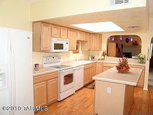 5th image of 4981 N Territory Ave