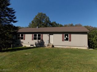 395 Dotters Corner Rd, Kunkletown, PA 18058