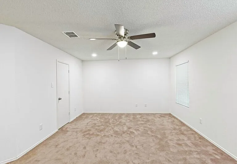 2508 Clear Brook Dr — Photo 25