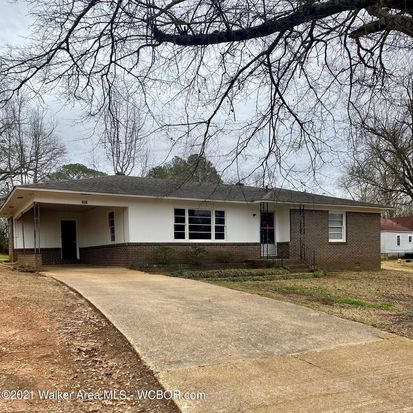 251 Market St Winfield Al 35594 Mls 21 381 Zillow