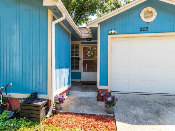 255 AQUARIUS Circle W, Jacksonville, FL 32216