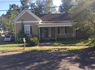 1522 3rd Ave N, Columbus, MS 39701