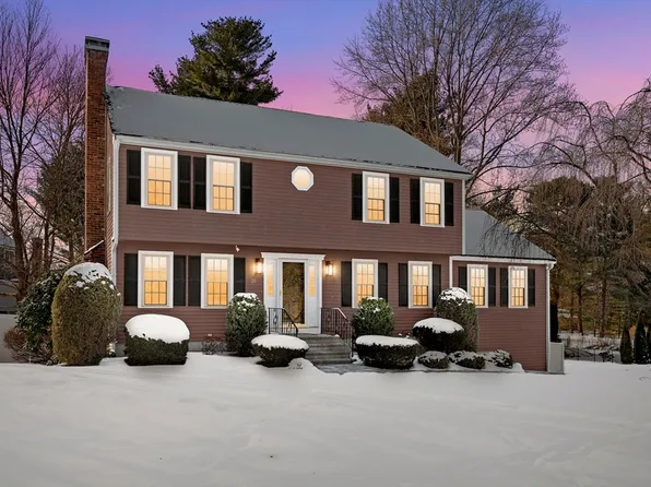 25 Wachusett Dr, Sutton, MA 01590