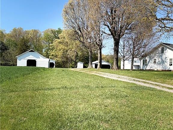 5th image of 2109 Union Grove Church Rd