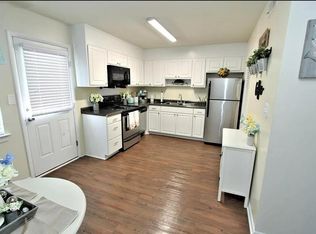2920 Chapel Hill Rd #B, Durham, NC 27707