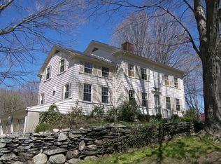 1406 Brookside Dr, Fairfield, CT 06824