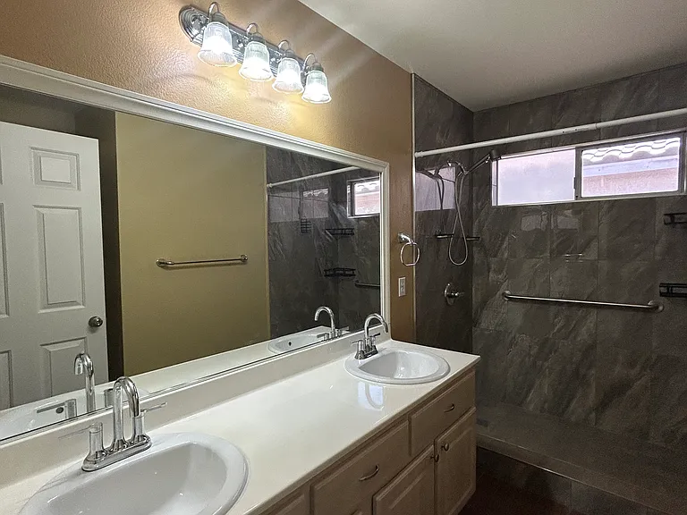 Bathroom 2 (Stand in-Shower)