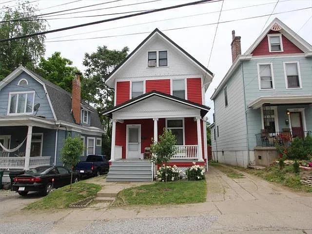3011 Marshall Ave