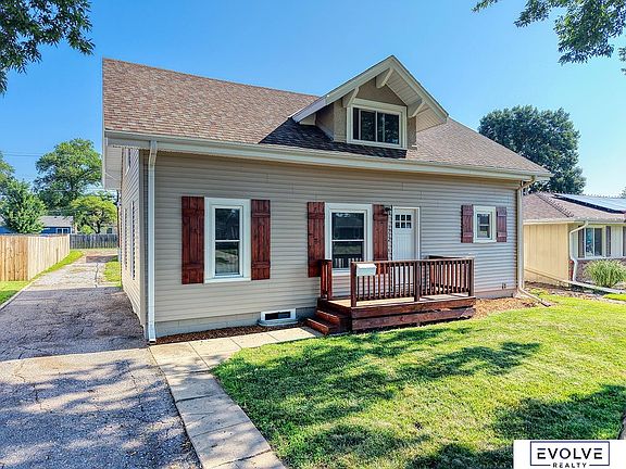 4th image of 1712 Ella St