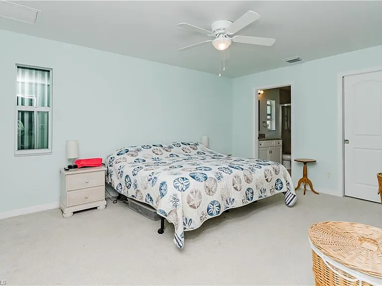 11693 Oakland Dr — Photo 22