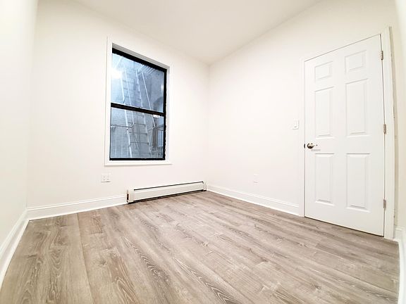 3rd image of 1639 Nelson Ave APT 1R