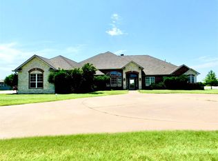 1602 NE 45th St, Lawton, OK 73507