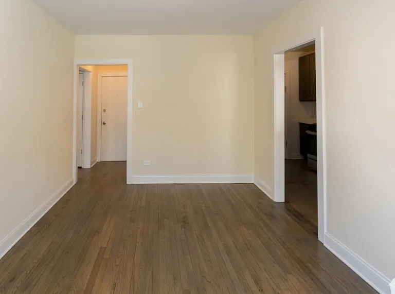 2641 N Spaulding Ave #1E — Photo 5