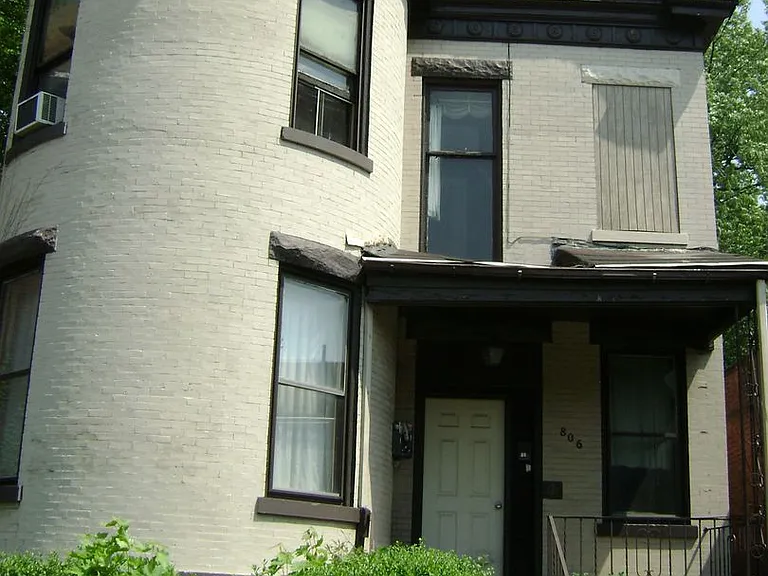 Highland Park - Apartments For Rent In Pittsburgh — Photo 1