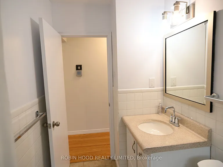 40 Winslow Dr #1 — Photo 8