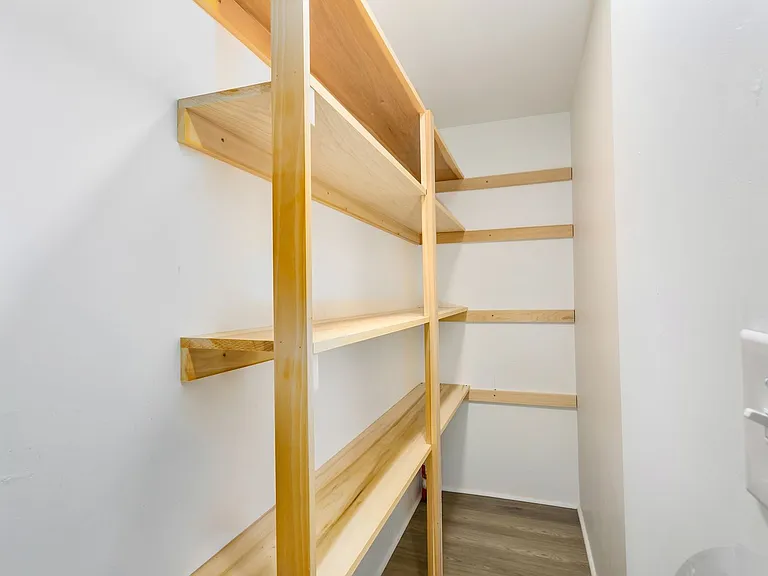 2125 S Adams St — Photo 18