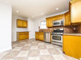 133-24 225th St #A, Springfield Gardens, NY 11413