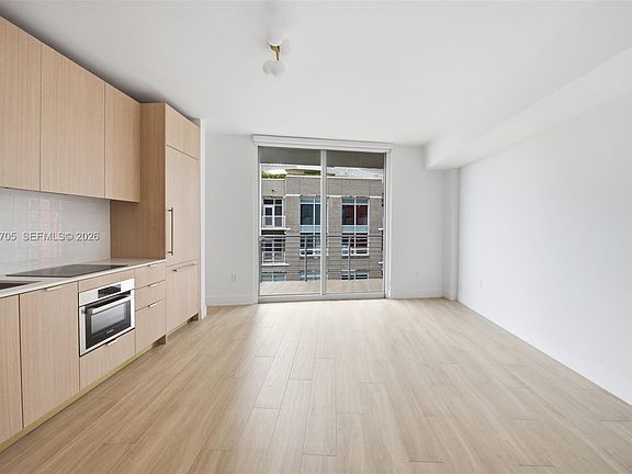 2nd image of 90 NE 32nd St Unit 414