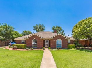 1428 7th St, Shallowater, TX 79363