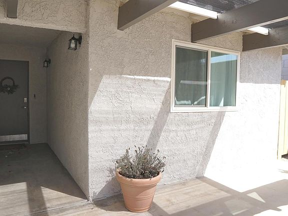 4th image of 52620 Avenue Ramirez