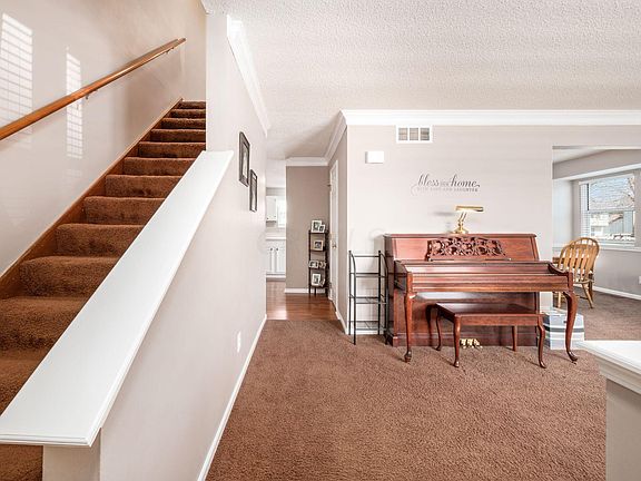 2nd image of 440 Stonebridge Blvd