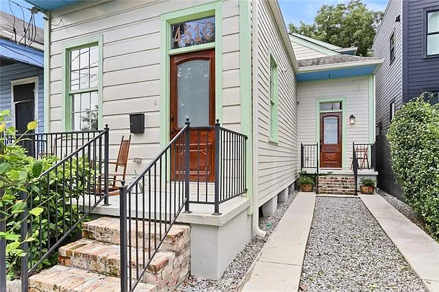 3 bed, 2.5 bath, 2112 sqft, $3,000 — Photo 2