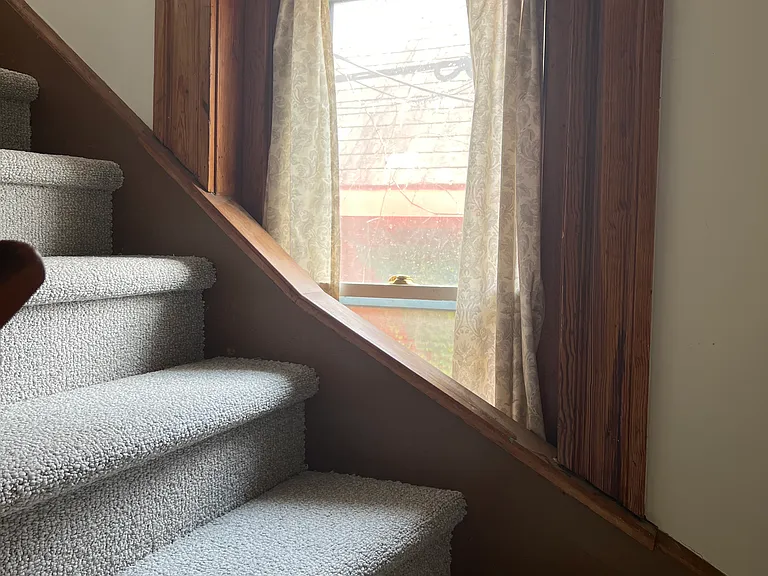 183 S 19th St #1 — Photo 36