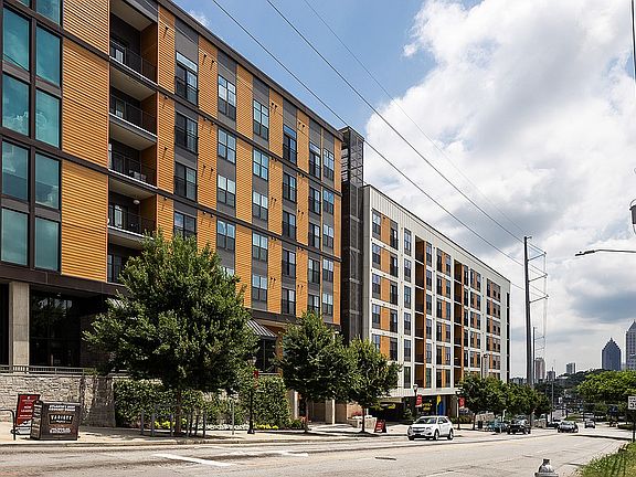 Cottonwood Westside, Located in the Heart of West Midtown