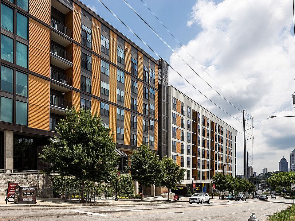 Cottonwood Westside, Located in the Heart of West Midtown